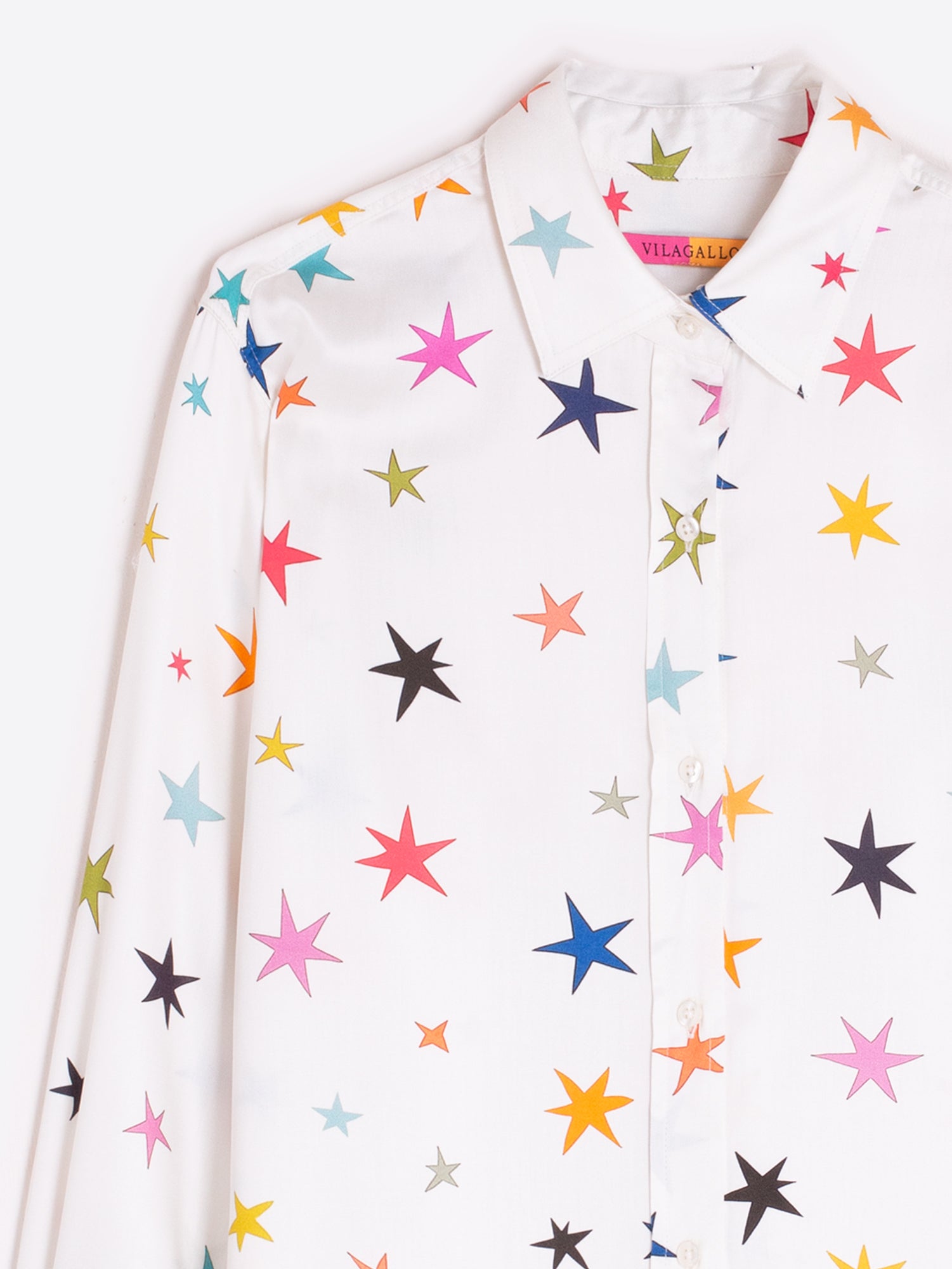 CAMISA BLANCA ESTAMPADO ESTRELLAS MULTICOLOR
