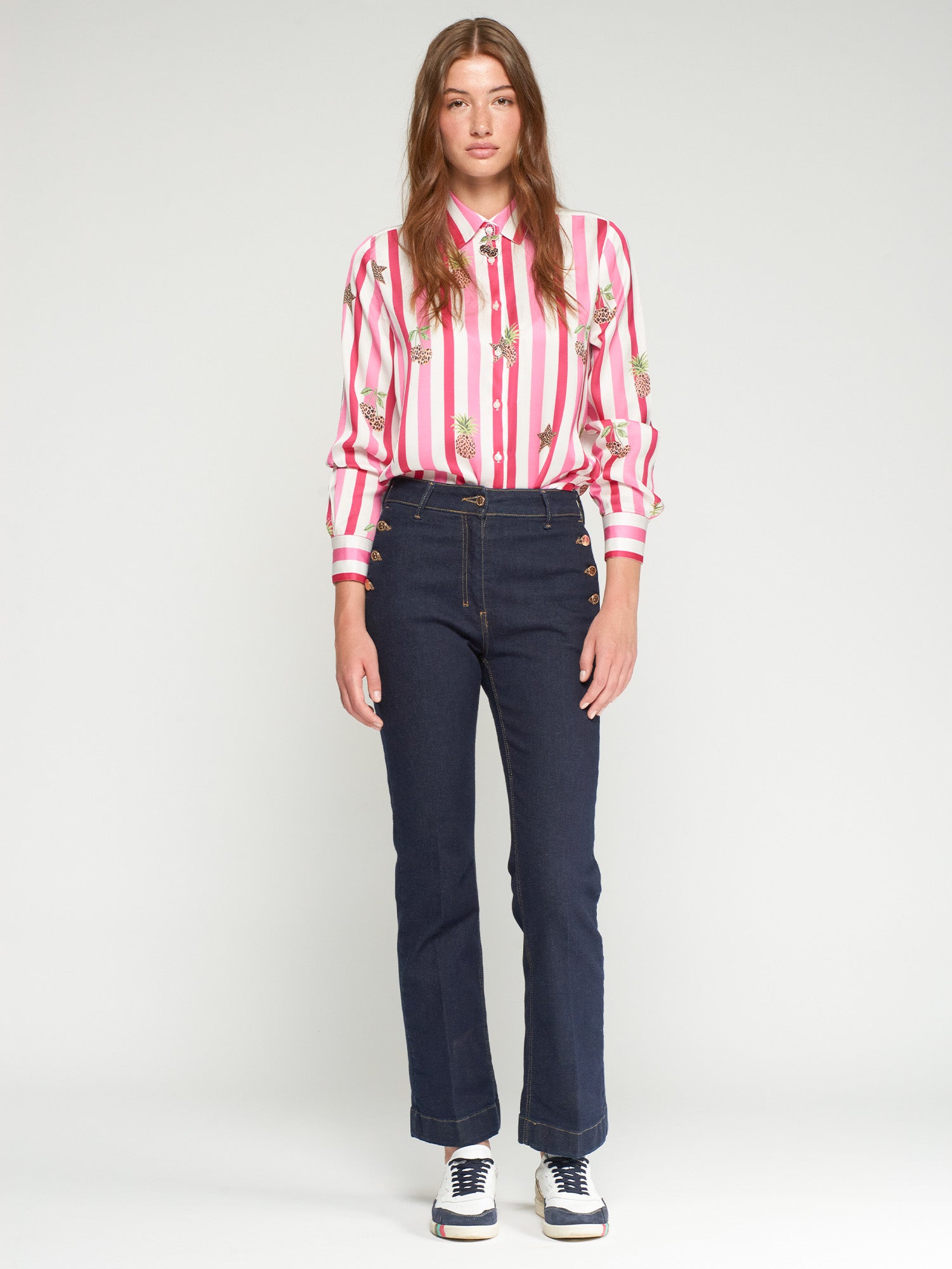 PANTALÓN DENIM STRAIGHT BOTONES LATERALES